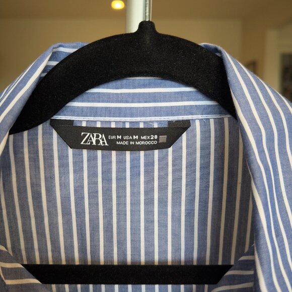 ZARA Striped Cropped Collared Button Down Top Size Medium - Picture 3 of 3